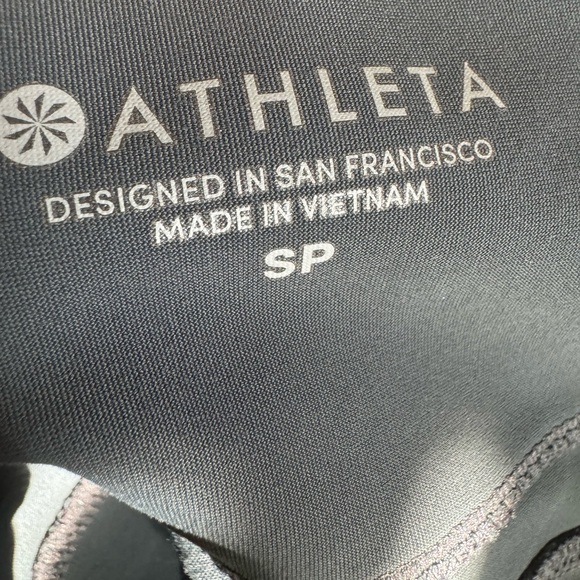 Athleta Stellar Cropped Ankle Pants Size SP - Picture 3 of 6